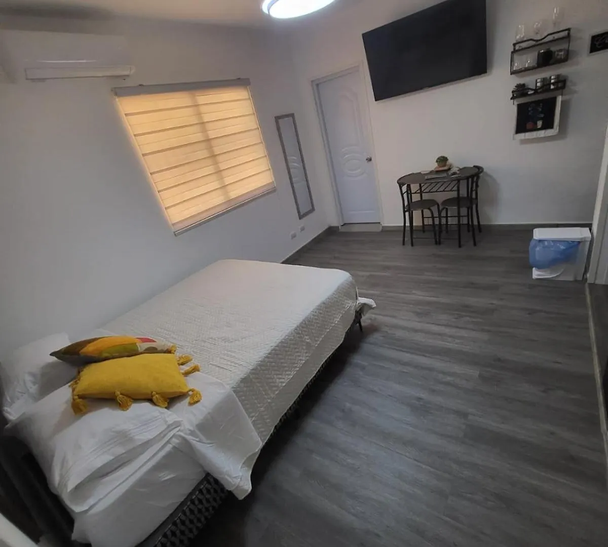 La Casita De Gazcue Hostel Santo Domingo Dominican Republic